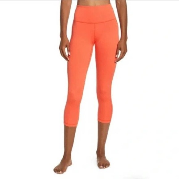 Zella High Waisted Studio Lite Cropped Leggings Red Firelight Women's Size S NWT